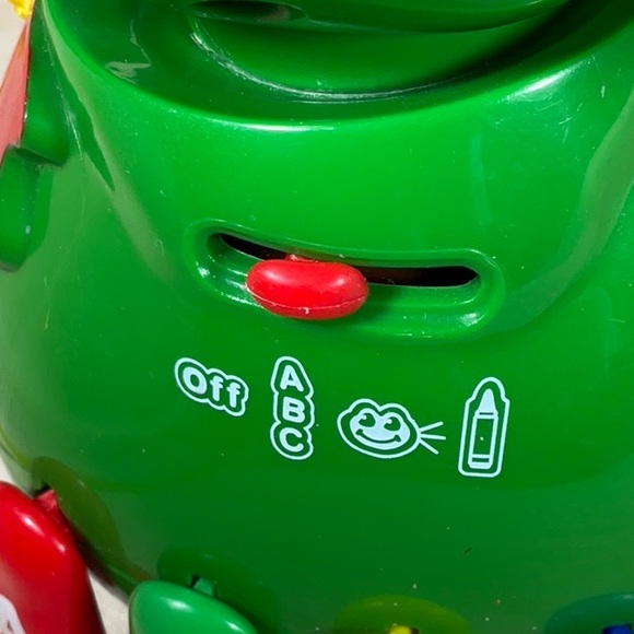 1999 Leapfrog Caterpillar Alphabet-Interactive Letters, Sounds Colors - Picture 10 of 14